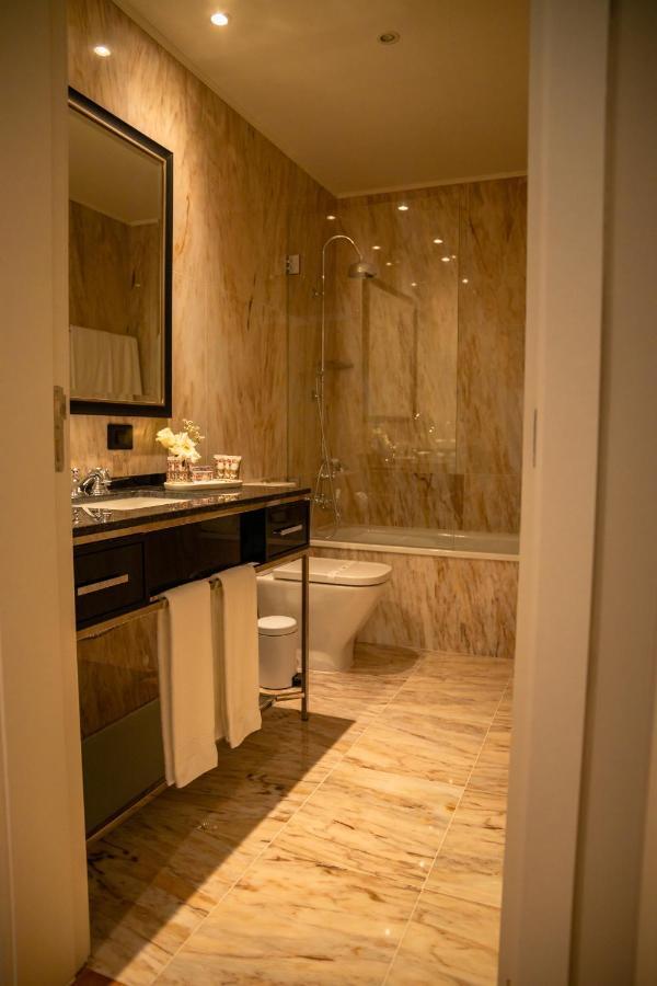 Solar Do Requeijo By Luna Hotels & Resorts Arcos de Valdevez Exteriör bild Bathroom