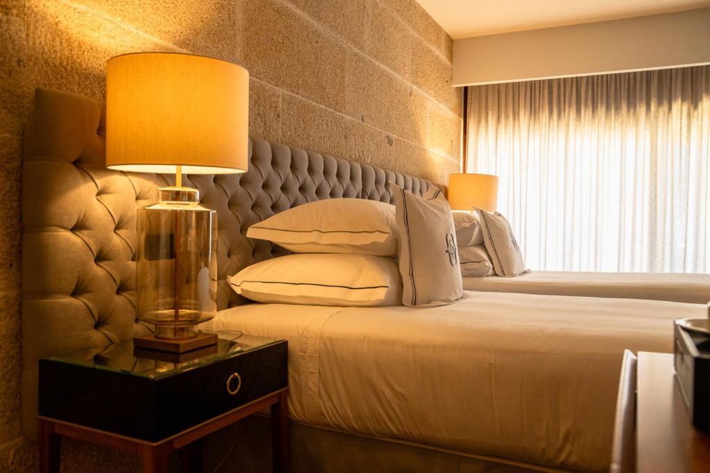 Solar Do Requeijo By Luna Hotels & Resorts Arcos de Valdevez Exteriör bild A bedroom at the hotel